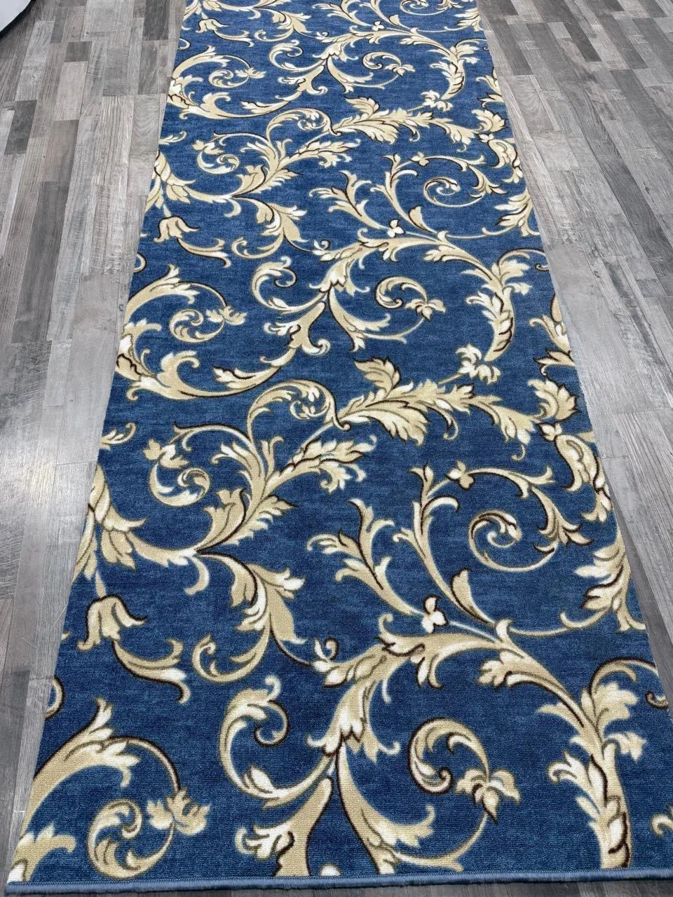 Xalça Qırmızı rəng