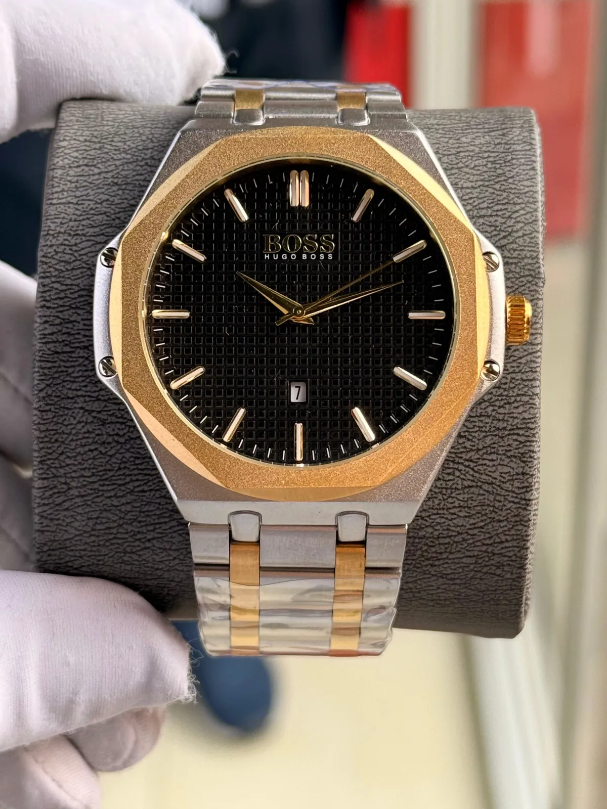 Kişi saatı, Qara rəng