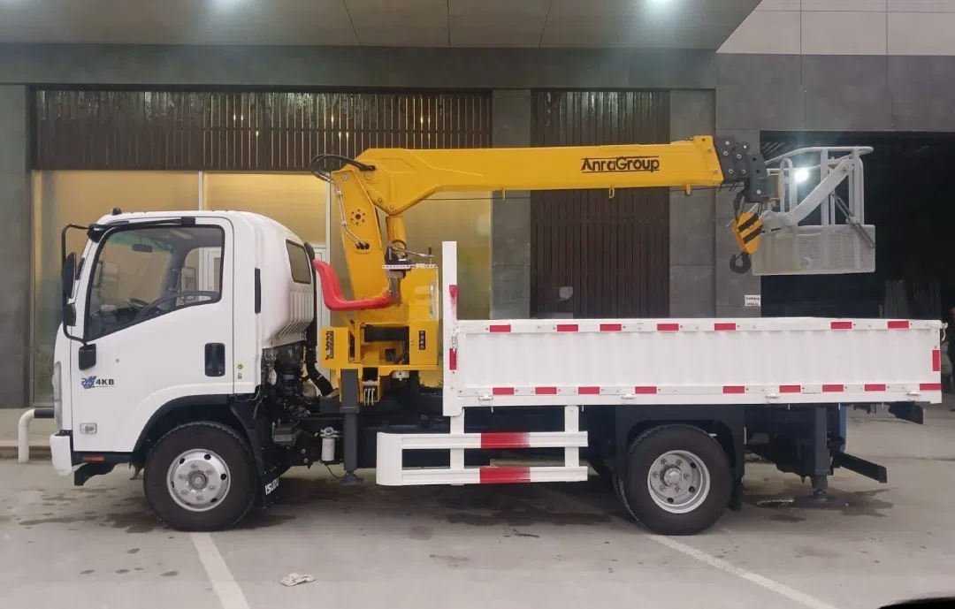 Isuzu 3.2t bortlu kran-manipulyator