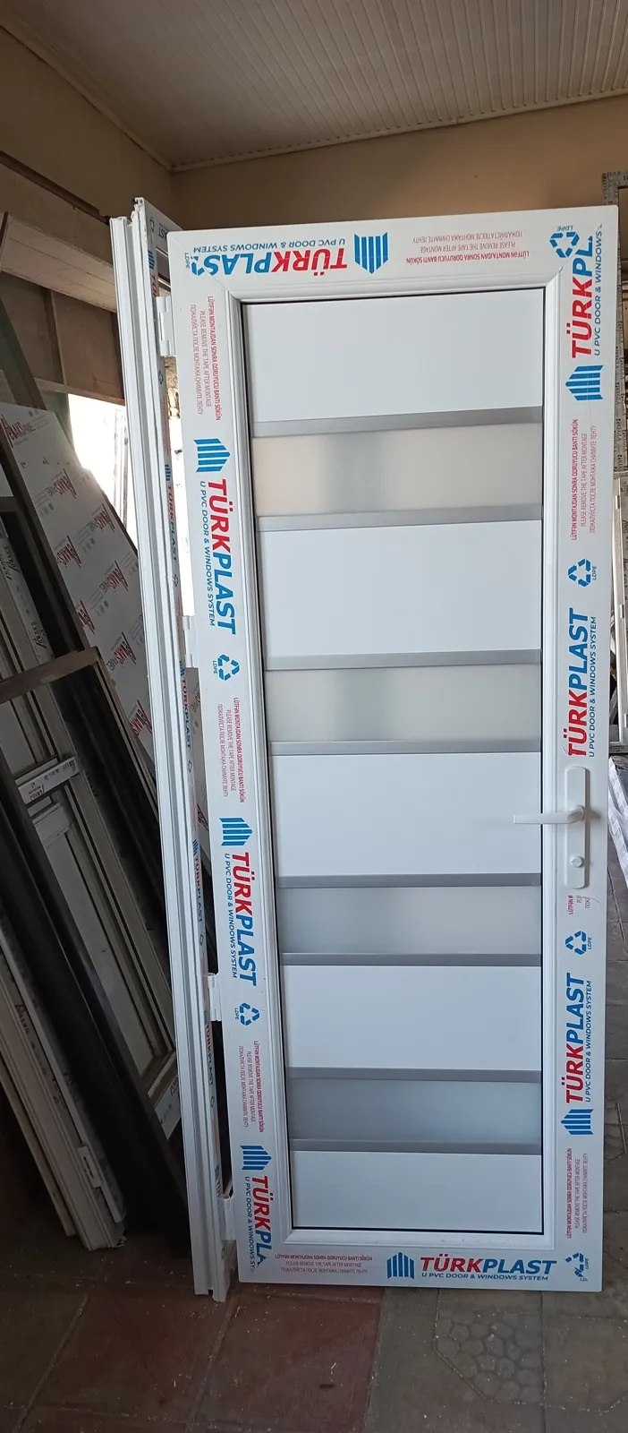 Plastik hamam qapıları