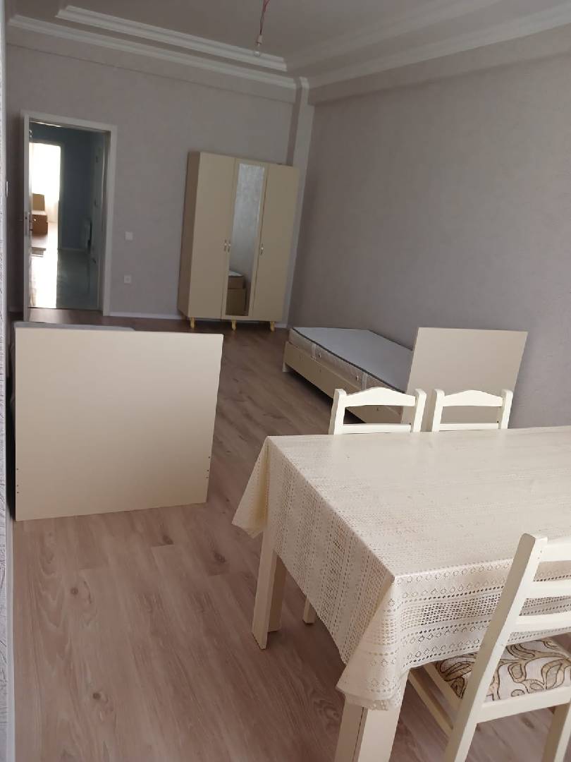3 otaqlı mənzil 125 m² kirayə verilir — şəkil 5