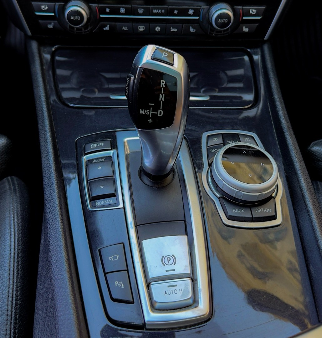 BMW 535 GT, 2010 il, 290000 km — şəkil 13