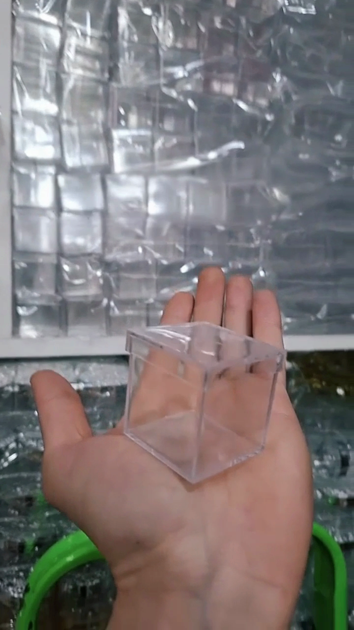 Kvadrat mini plastik şəffaf qutular