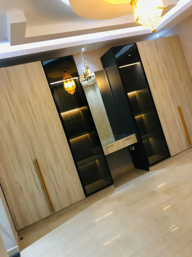 6 qapılı dolab — şəkil 1
