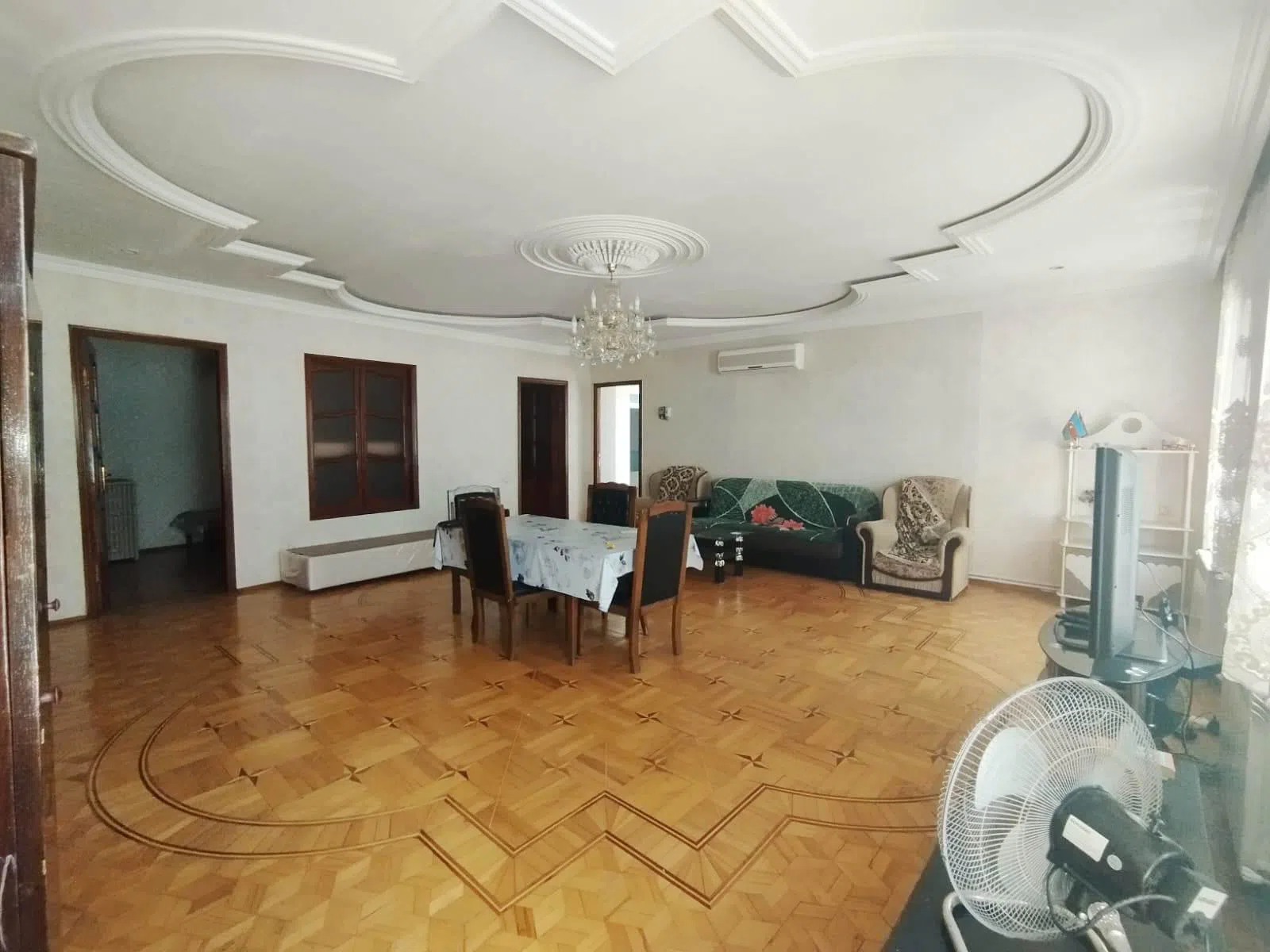 4 otaqlı ofis 130 m² kirayə verilir — şəkil 12
