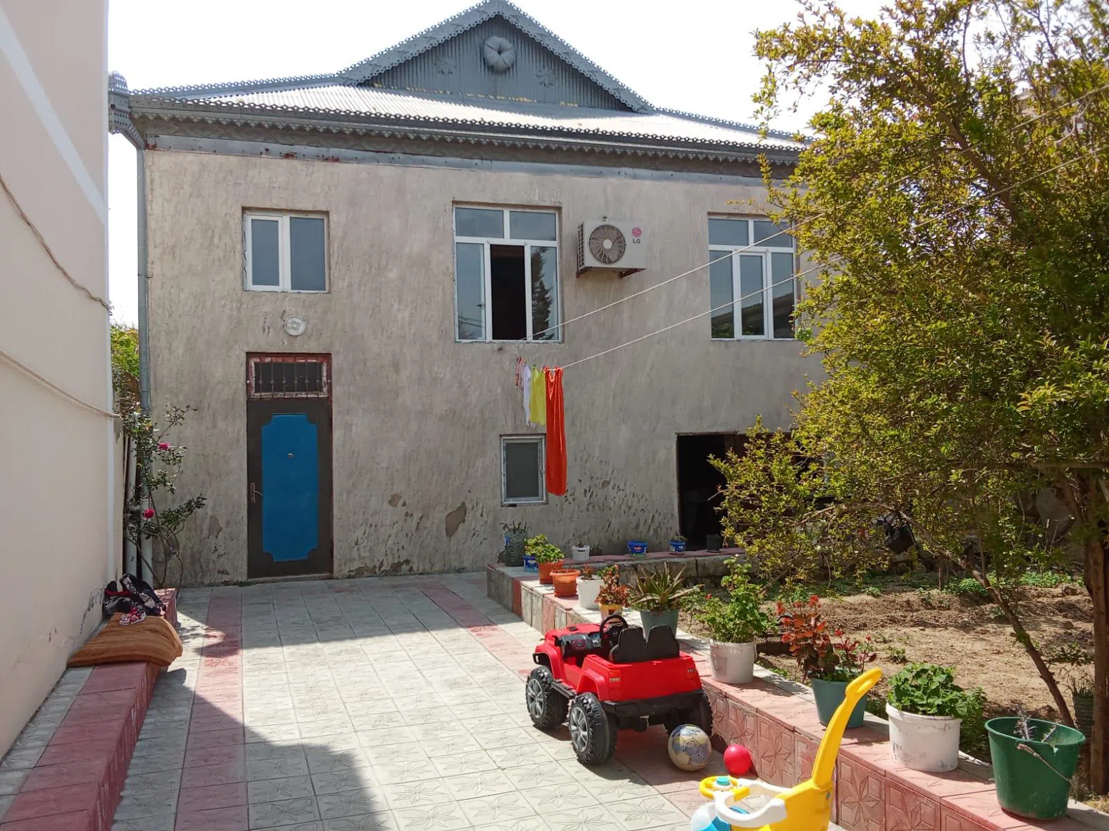 4 otaqlı həyət evi 200 m² satılır — şəkil 10