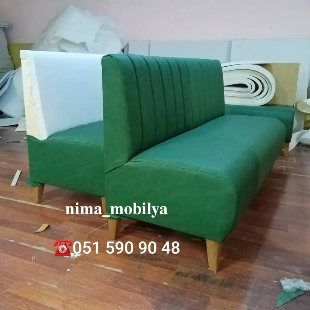 İki yerli divan, Açıq qırmızı rəng — şəkil 24