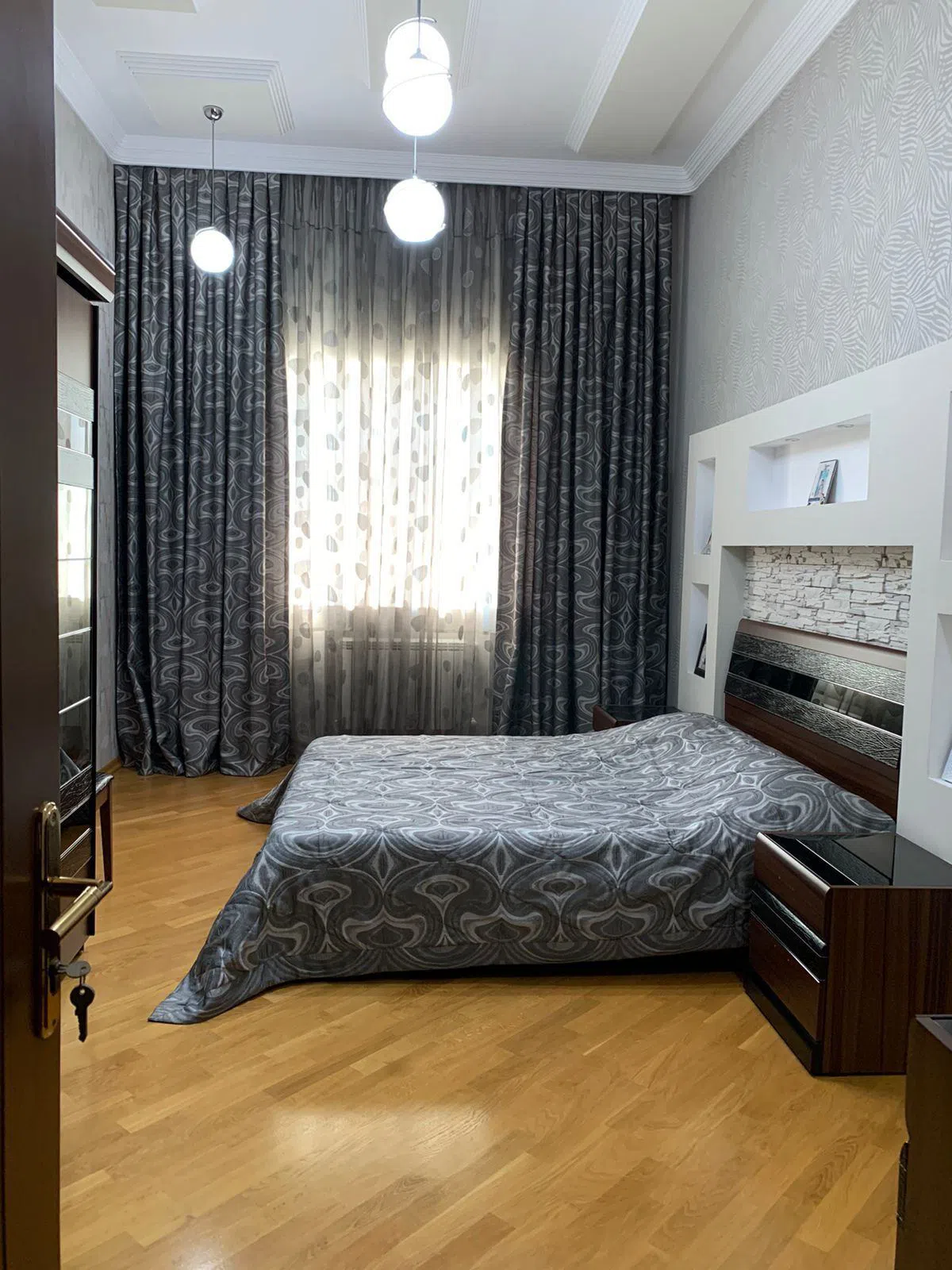 4 otaqlı mənzil 200 m² satılır — şəkil 6