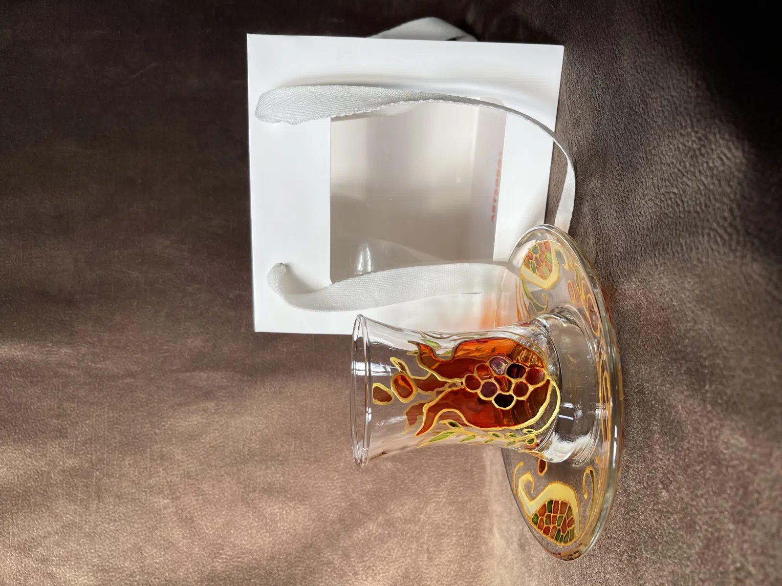 Fincan-stəkan Şüşə material