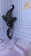 Handmade "Mysterious Woman" decor in black and gold - Tenderyard