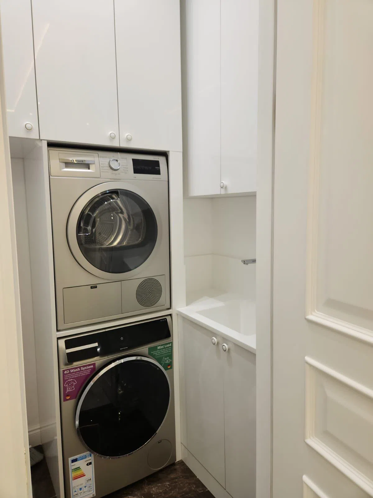 4 otaqlı mənzil 150 m² kirayə verilir — şəkil 11