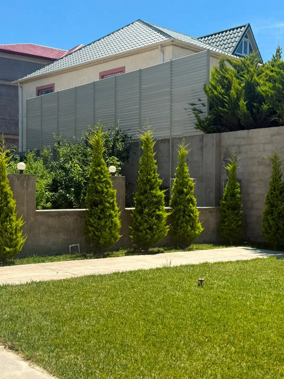 4 otaqlı bağ evi 256 m² 14 sot torpaq sahəsində satılır — şəkil 22