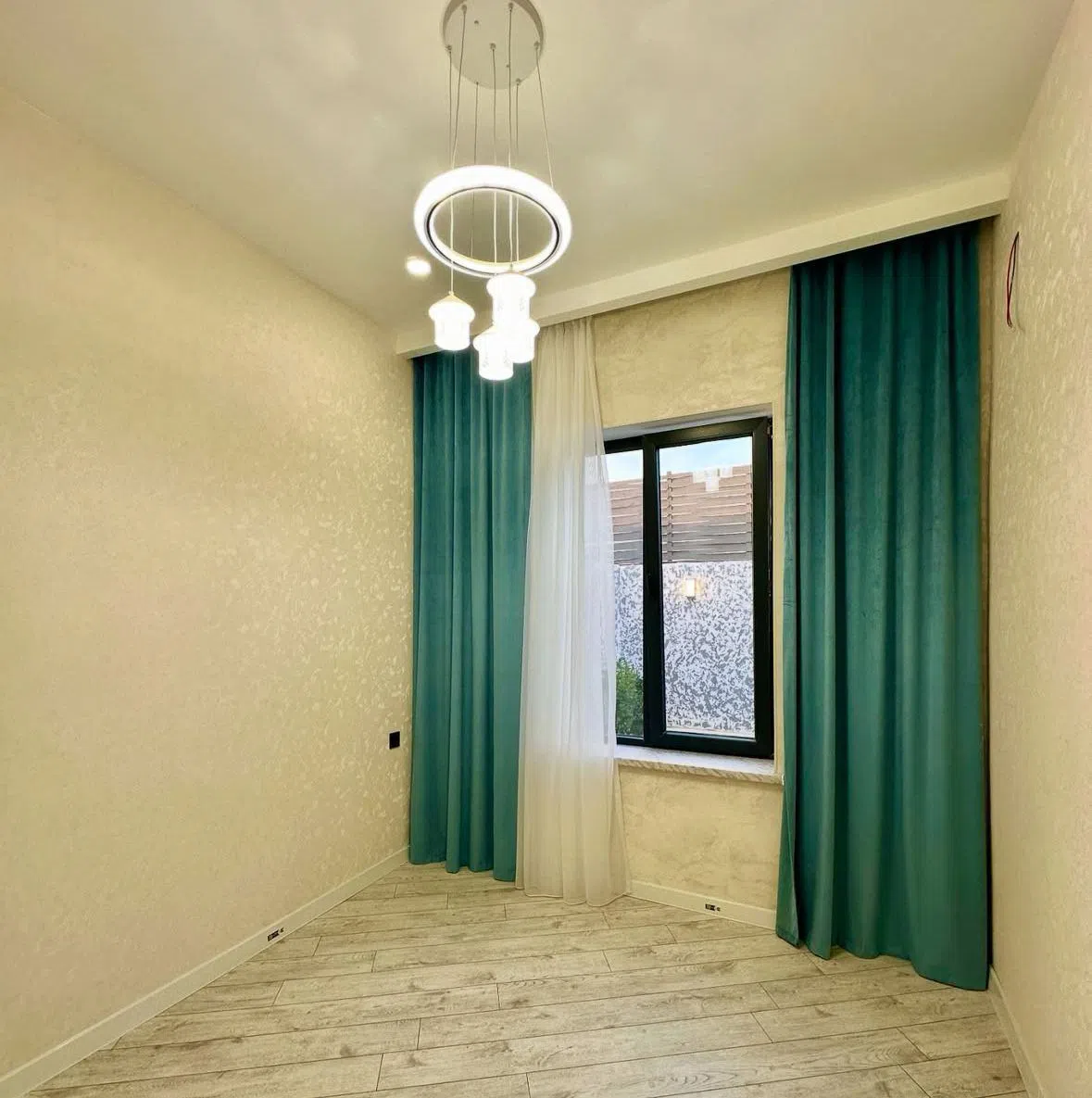 4 otaqlı bağ evi 100 m² 3 sot torpaq sahəsində satılır — şəkil 2