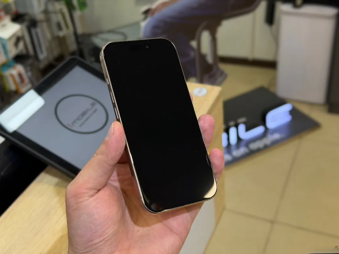 Apple, iPhone 16 Pro, 8 GB — şəkil 2