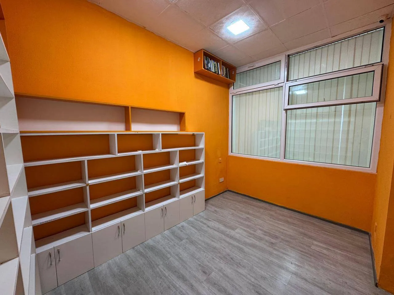 4 otaqlı ofis, 100 m² kirayə verilir - Tenderyard
