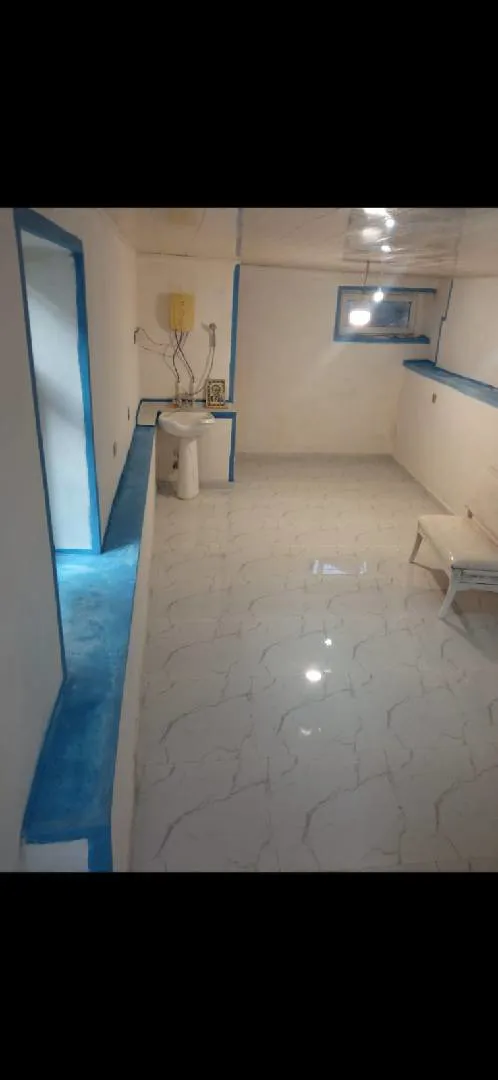 33 m² Əla təmirli obyekt kirayə verilir — şəkil 2