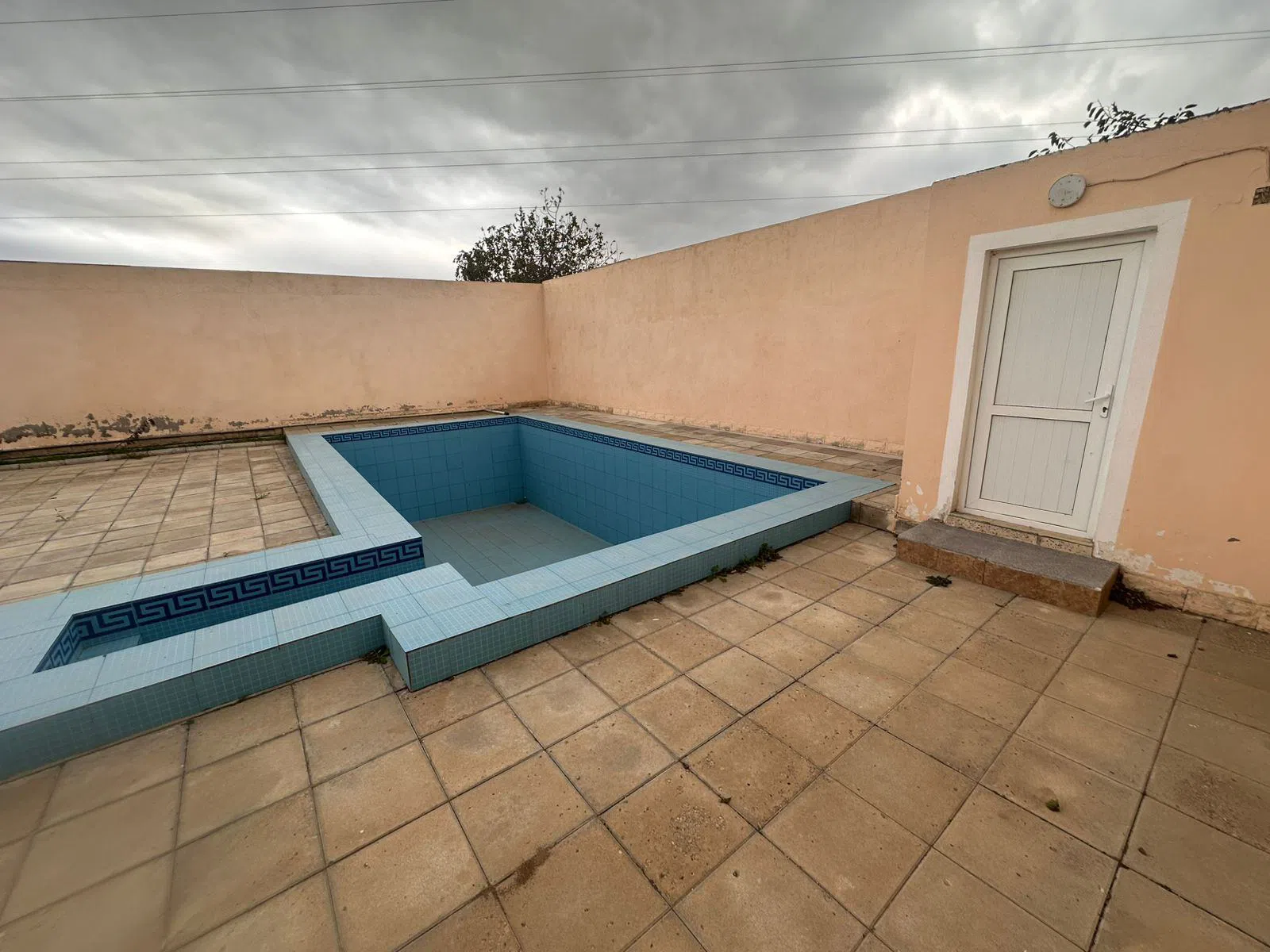5 otaqlı bağ evi 130 m² 12 sot torpaq sahəsində satılır — şəkil 17
