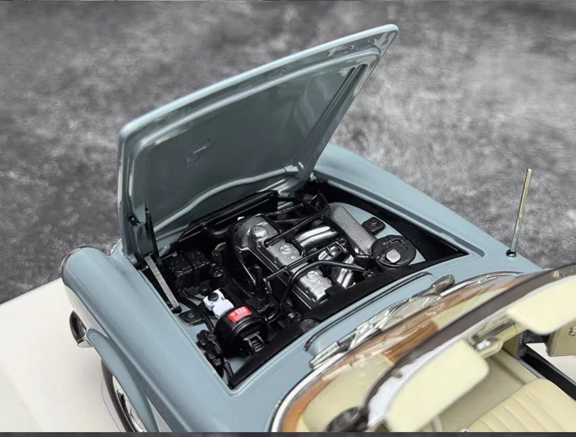 Norev 1:18 Mercedes 230 SL — şəkil 12