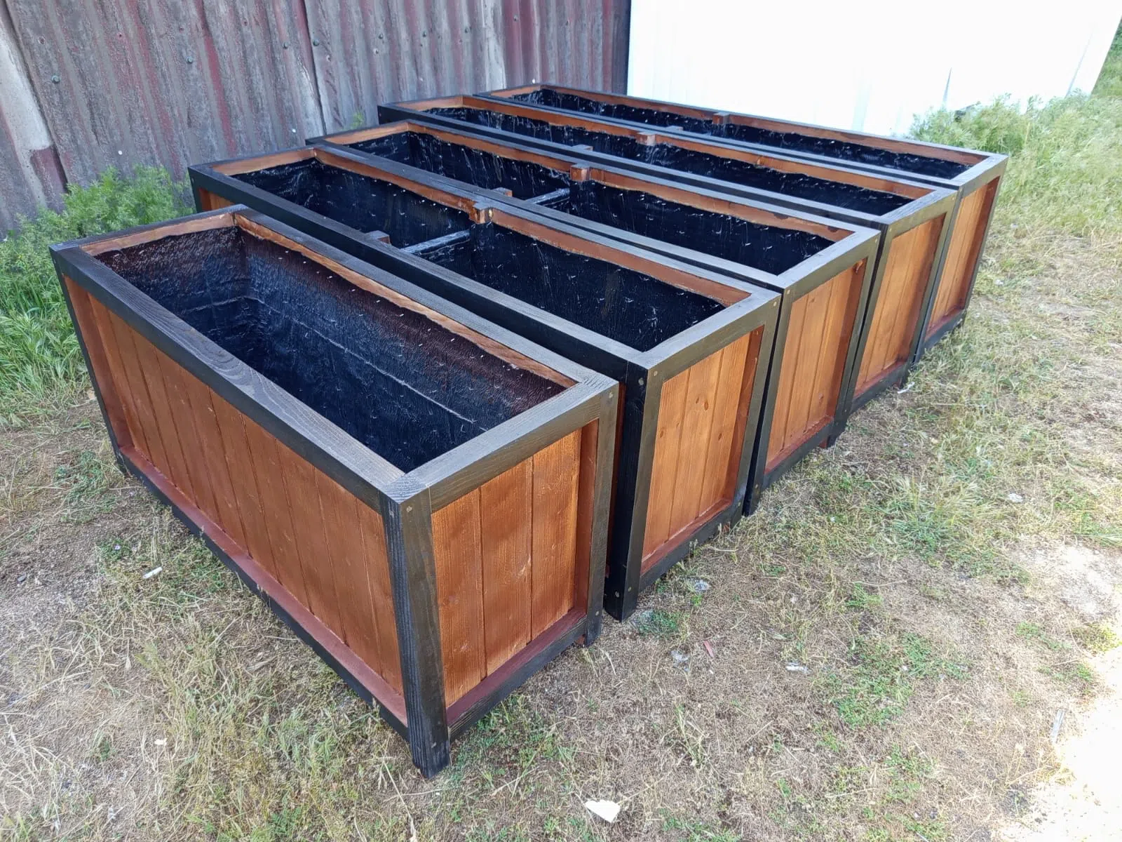 Taxtadan göz oxṣayan möcüzələr yaradırıq.