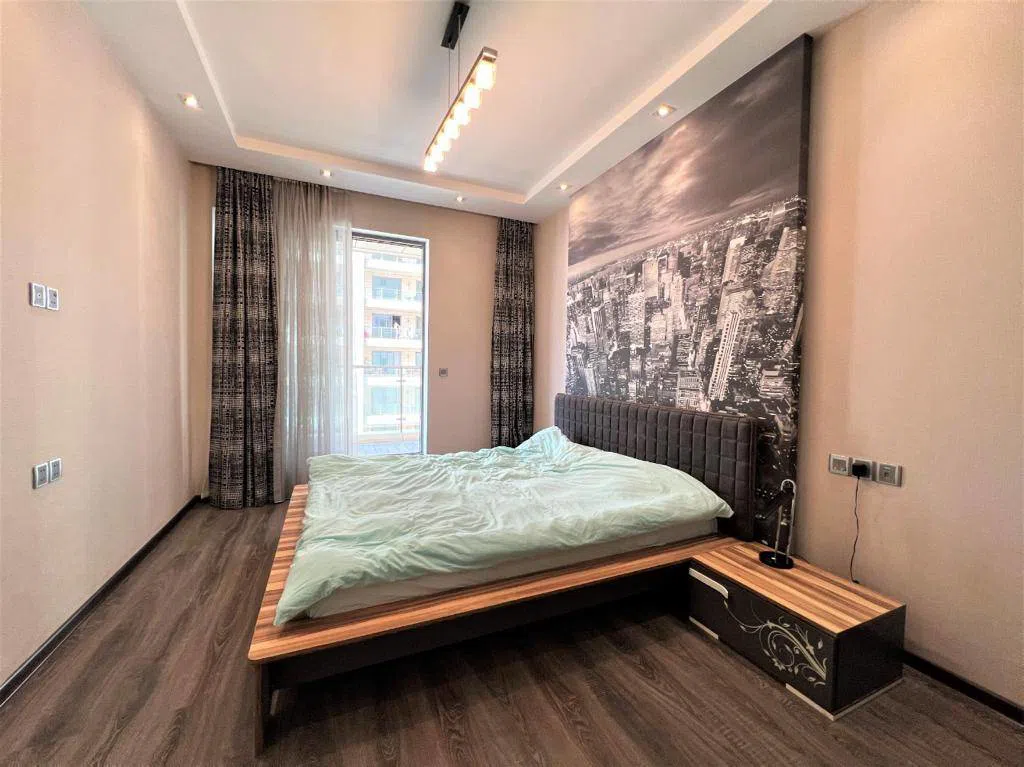 2 otaqlı mənzil 100 m² kirayə verilir — şəkil 10