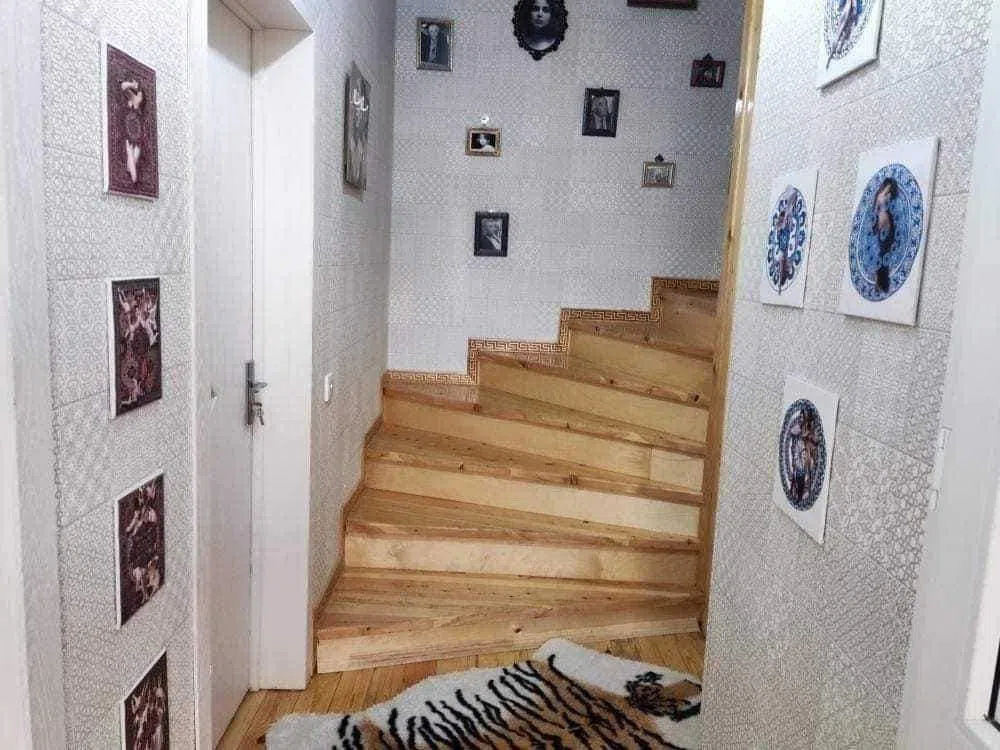 4 otaqlı həyət evi 100 m² - 0.7 sot torpaq sahəsində satılır