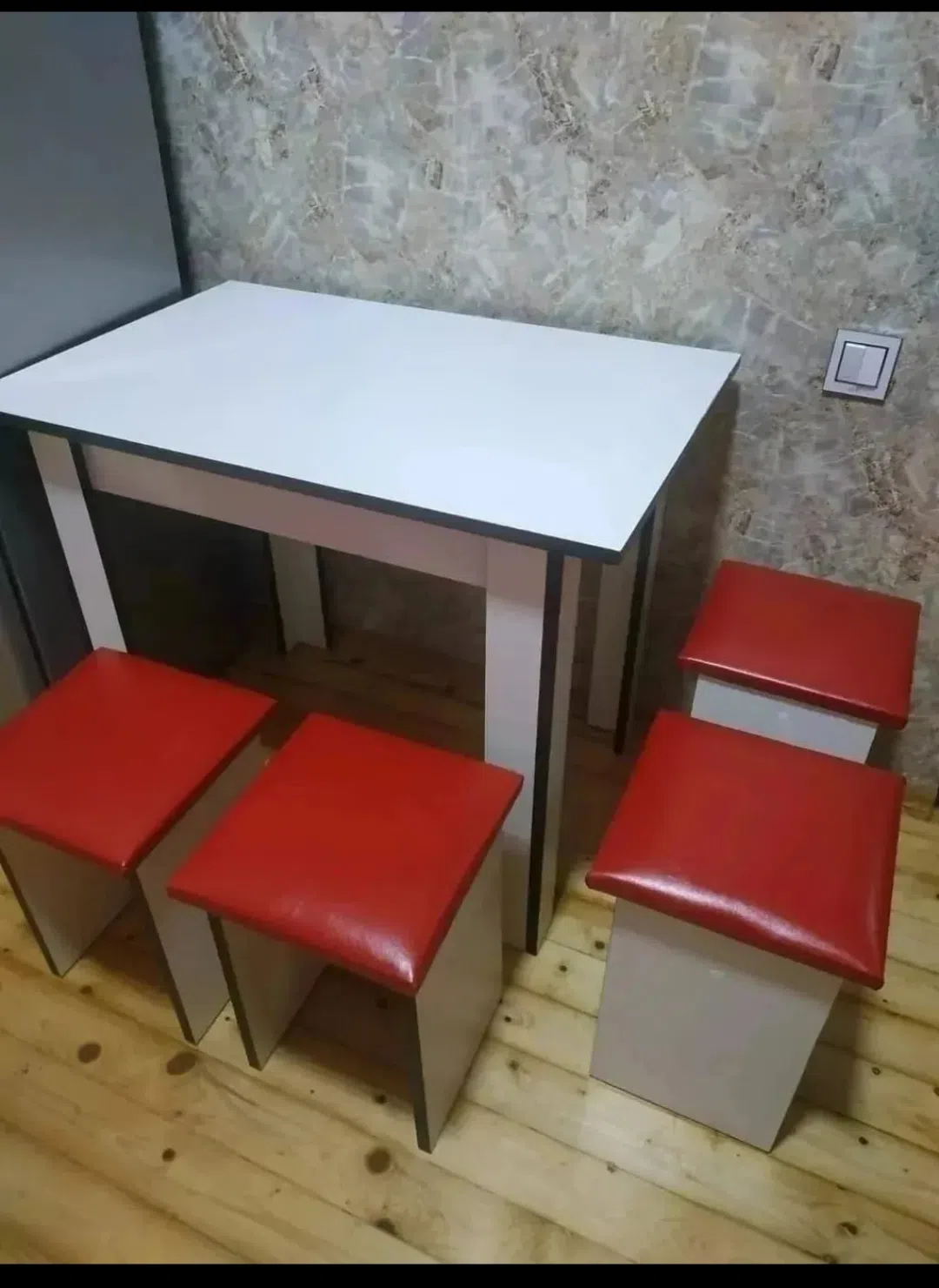 Masa, Ağ rəng — şəkil 2
