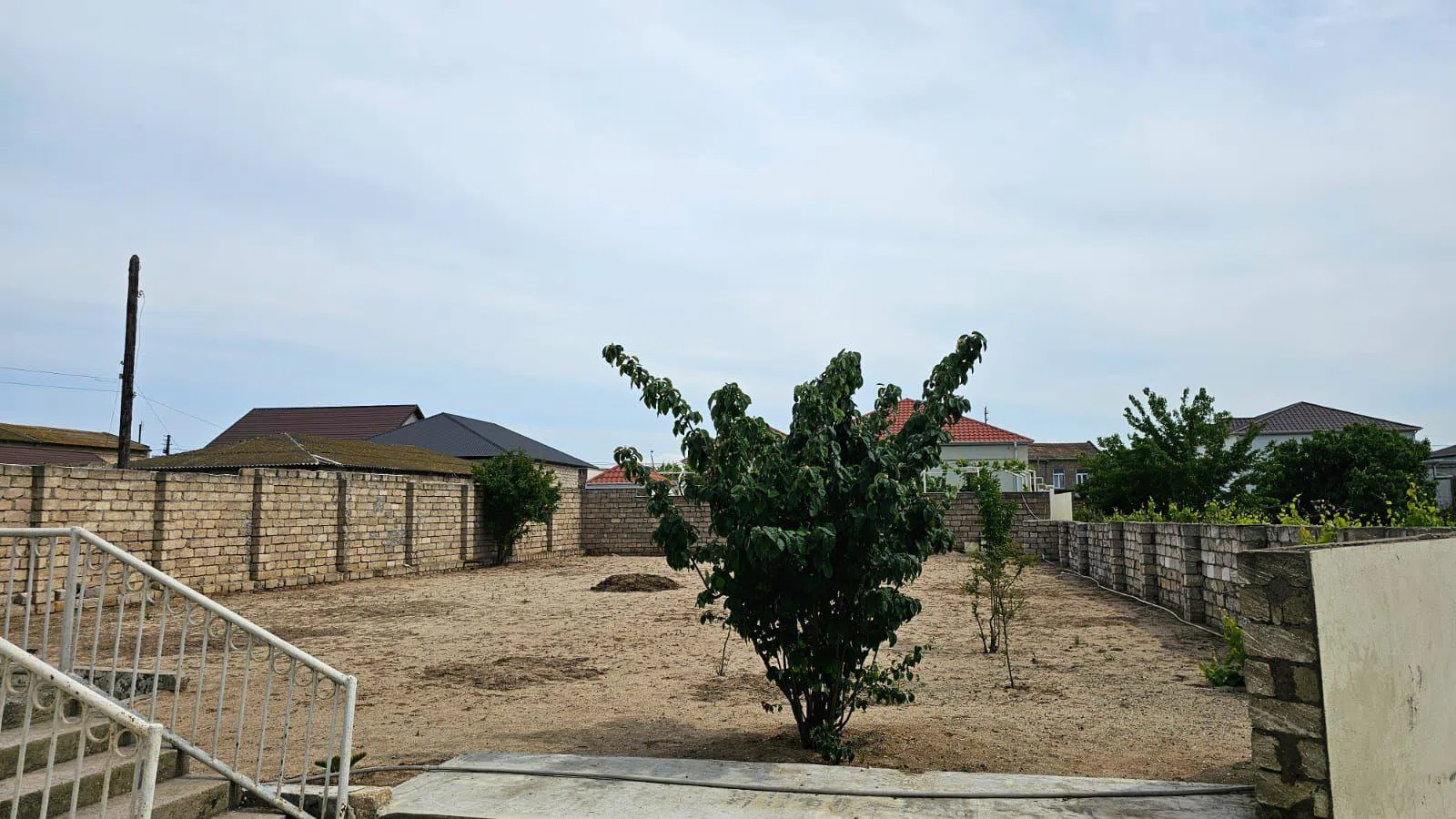 5 sot torpaq sahəsi satılır — şəkil 2