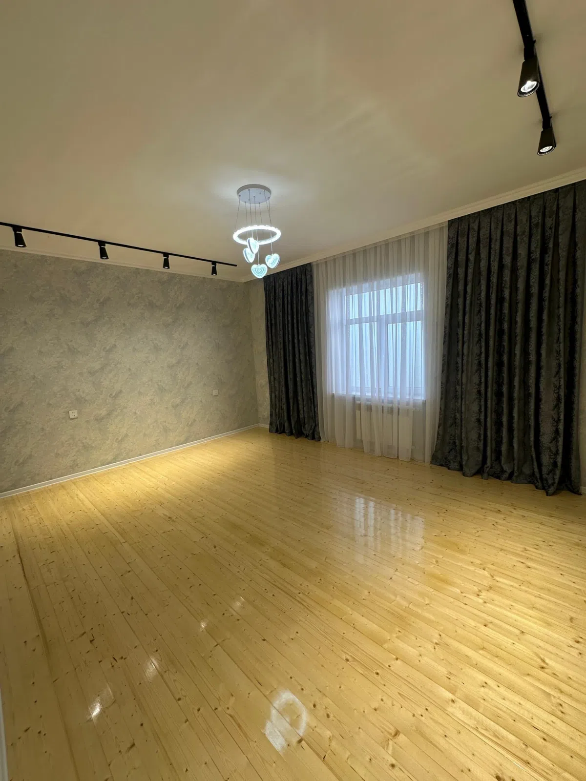 5 otaqlı villa 220 m² - 3 sot torpaq sahəsində satılır — şəkil 4