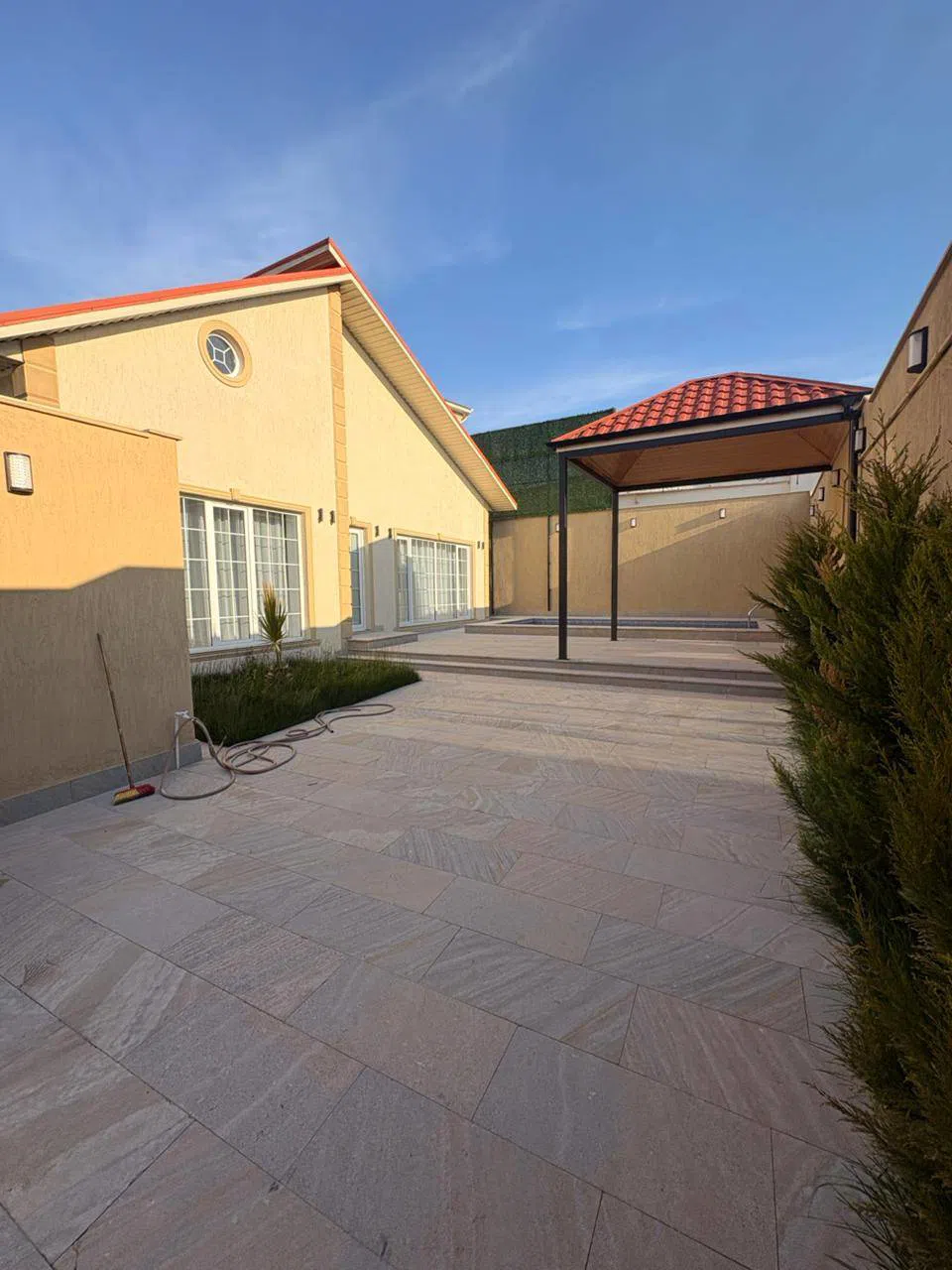 3 otaqlı bağ evi 135 m² 3 sot torpaq sahəsində satılır — şəkil 1