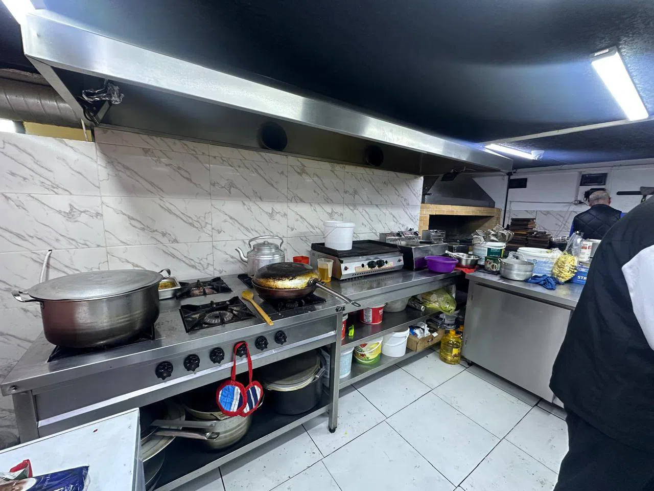 Əla təmirli obyekti, 550 m² satılır — şəkil 13