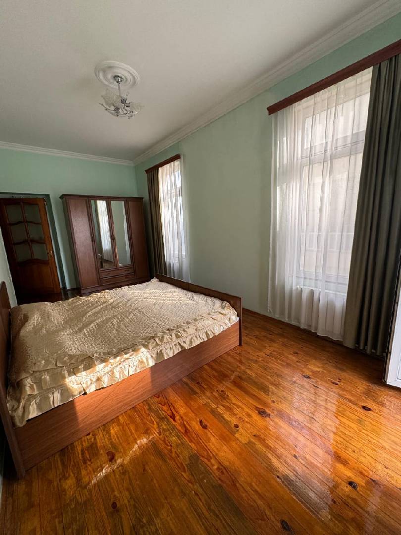 2 otaqlı mənzil 80 m² kirayə verilir — şəkil 3