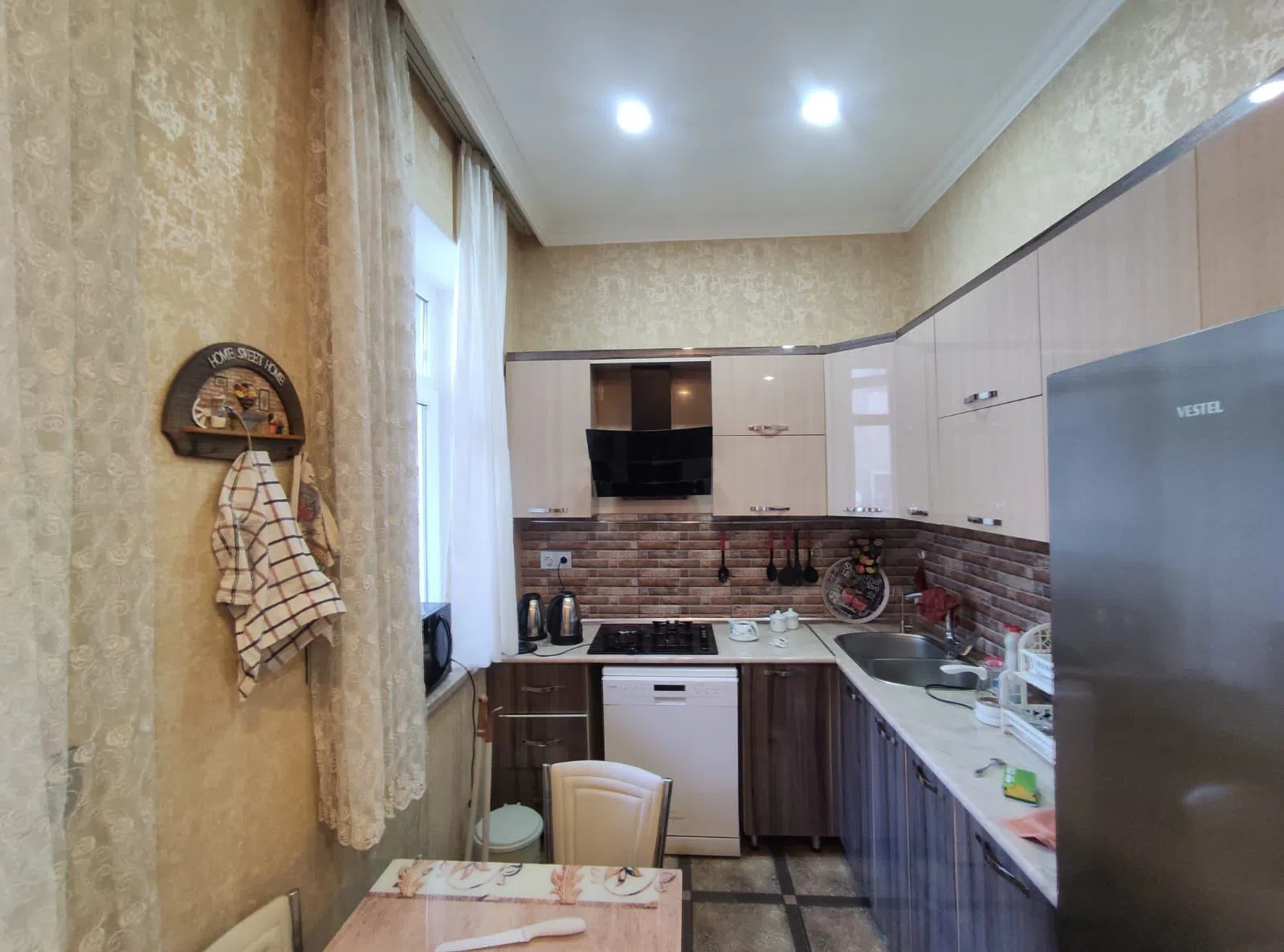 2 otaqlı mənzil 65 m² kirayə verilir — şəkil 4