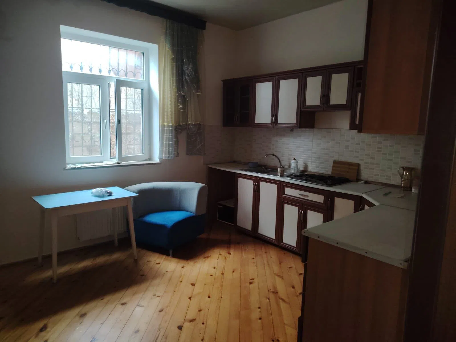 4 otaqlı həyət evi 144 m² - 6 sot torpaq sahəsində satılır