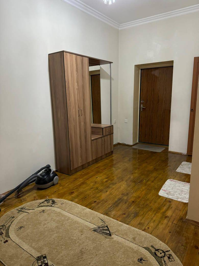 2 otaqlı mənzil 80 m² kirayə verilir — şəkil 12
