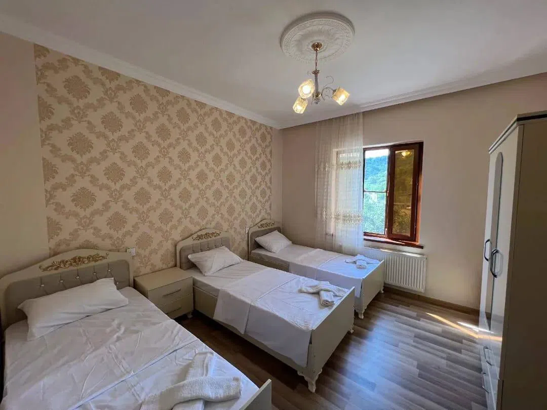 6 otaqlı villa 150 m² - günlük kirayə verilir — şəkil 3
