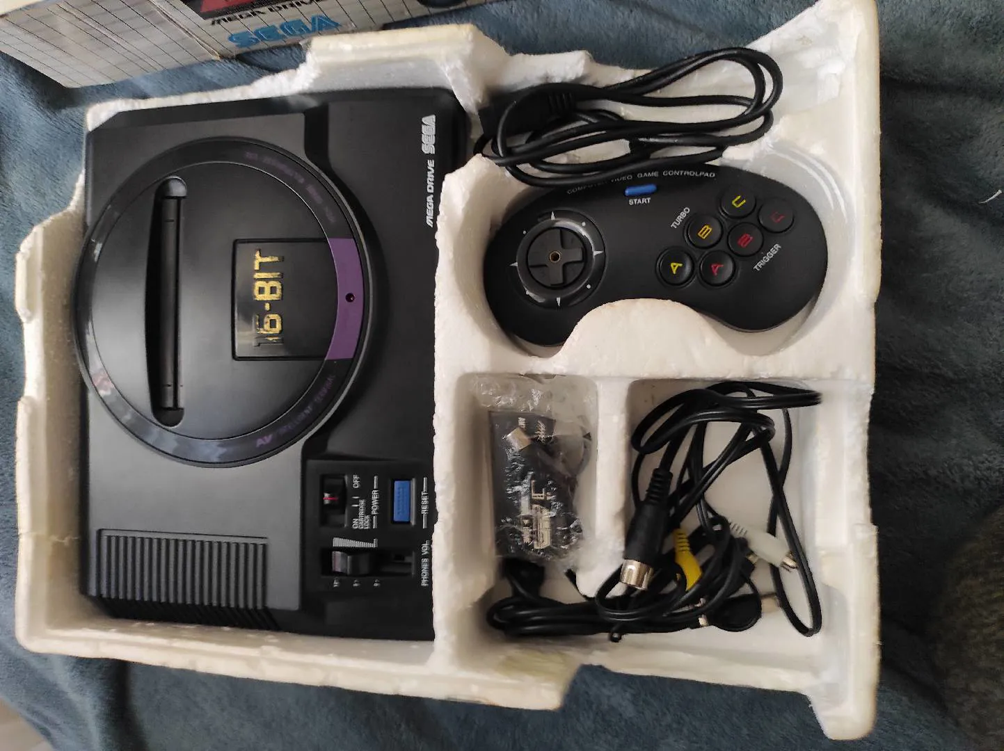 Sega Mega Drive 1 - Tenderyard