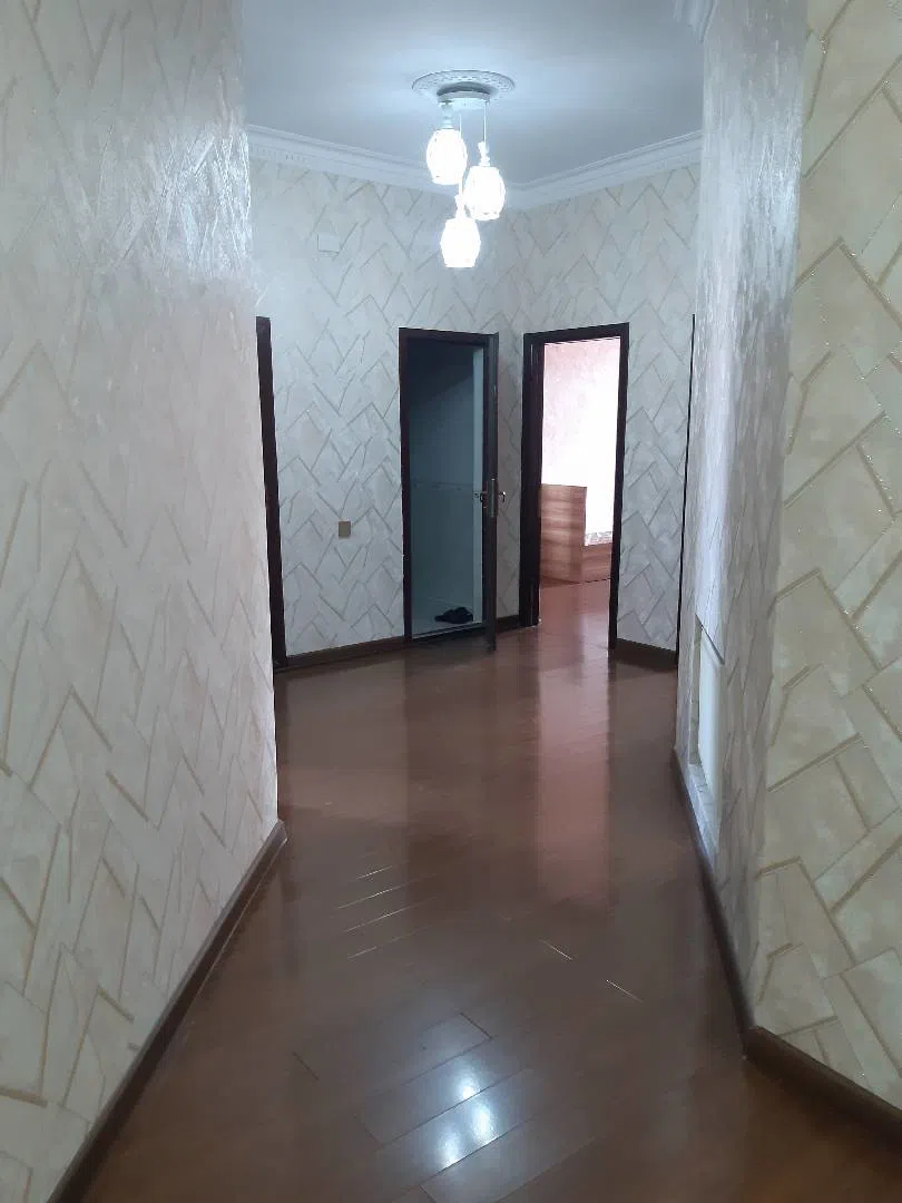 2 otaqlı mənzil 100 m² kirayə verilir — şəkil 9