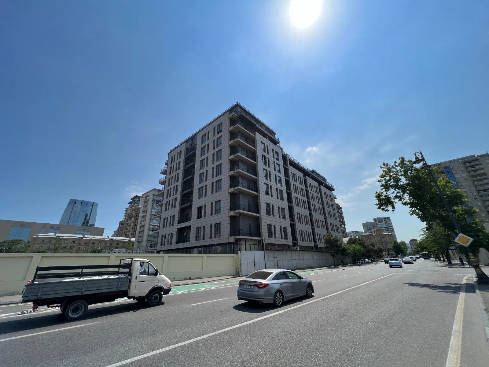 2 otaqlı mənzil 82 m² satılır — şəkil 1