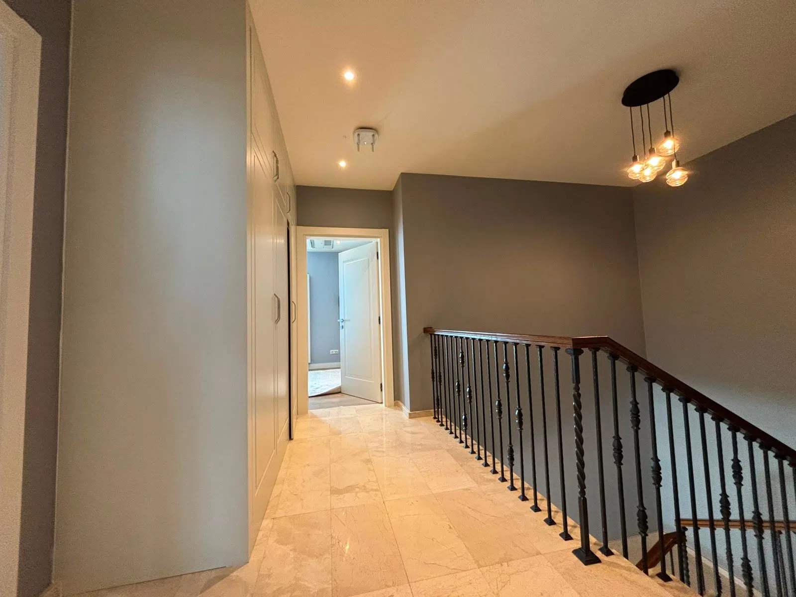 5 otaqlı mənzil 365 m² satılır — şəkil 23
