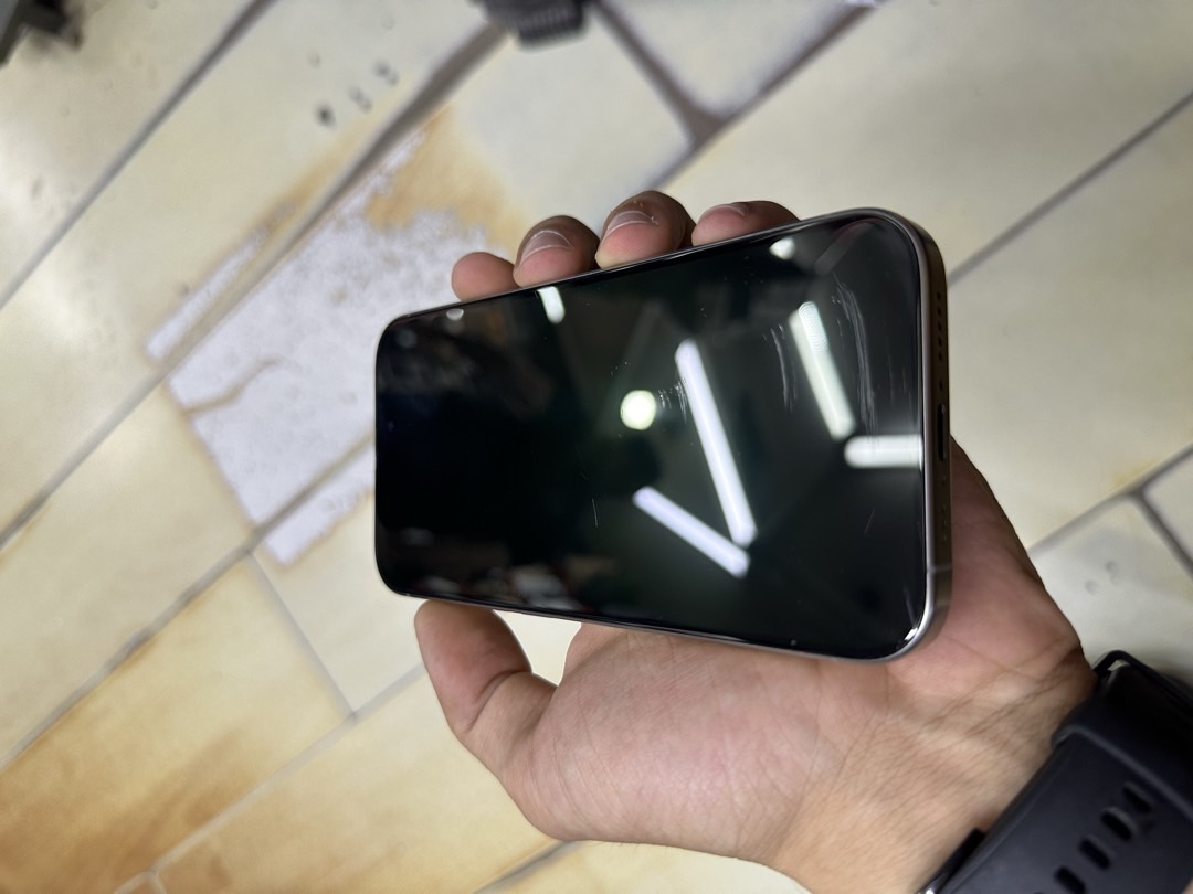 Apple, iPhone 15 Pro, 12 GB — şəkil 8