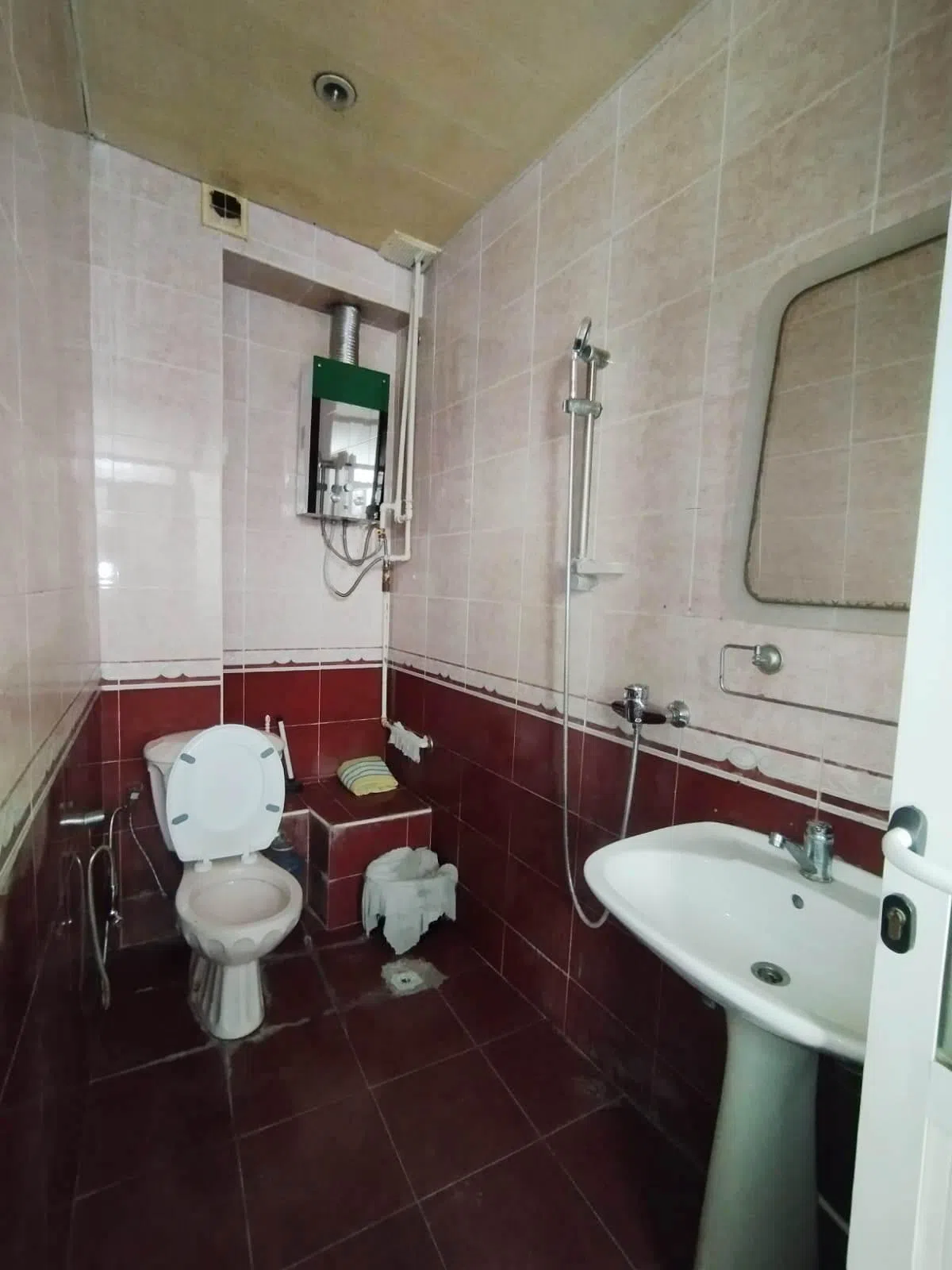 4 otaqlı ofis 130 m² kirayə verilir — şəkil 26