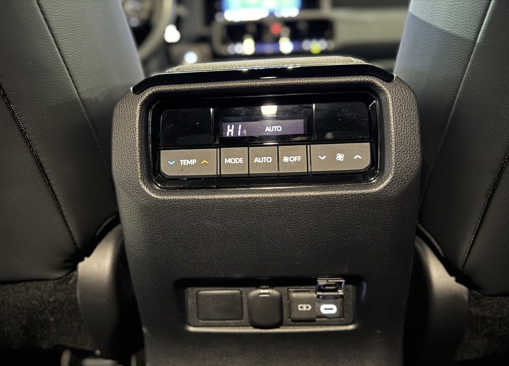 Toyota Land Cruiser Prado, 2024 il, 13717 km — şəkil 20