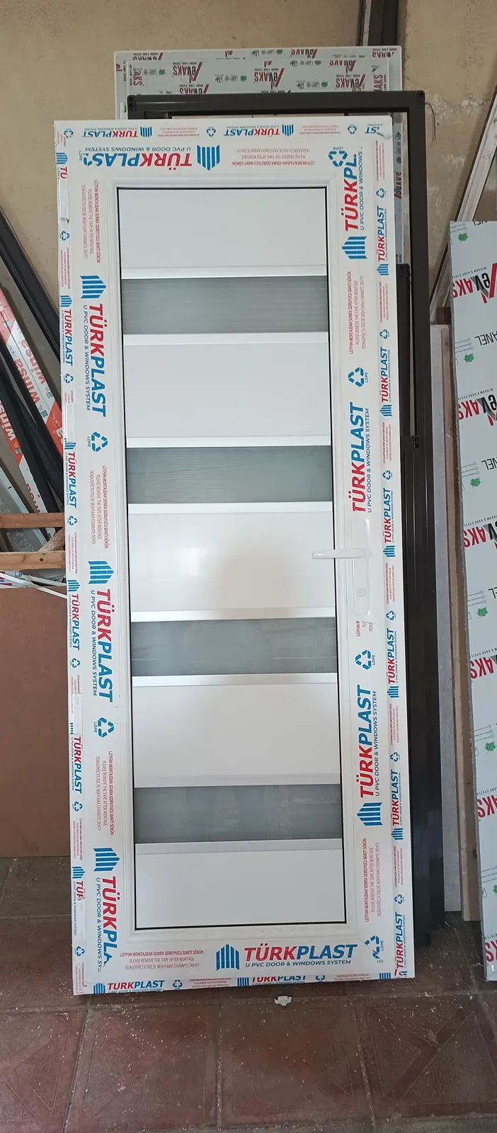 Plastik hamam qapıları