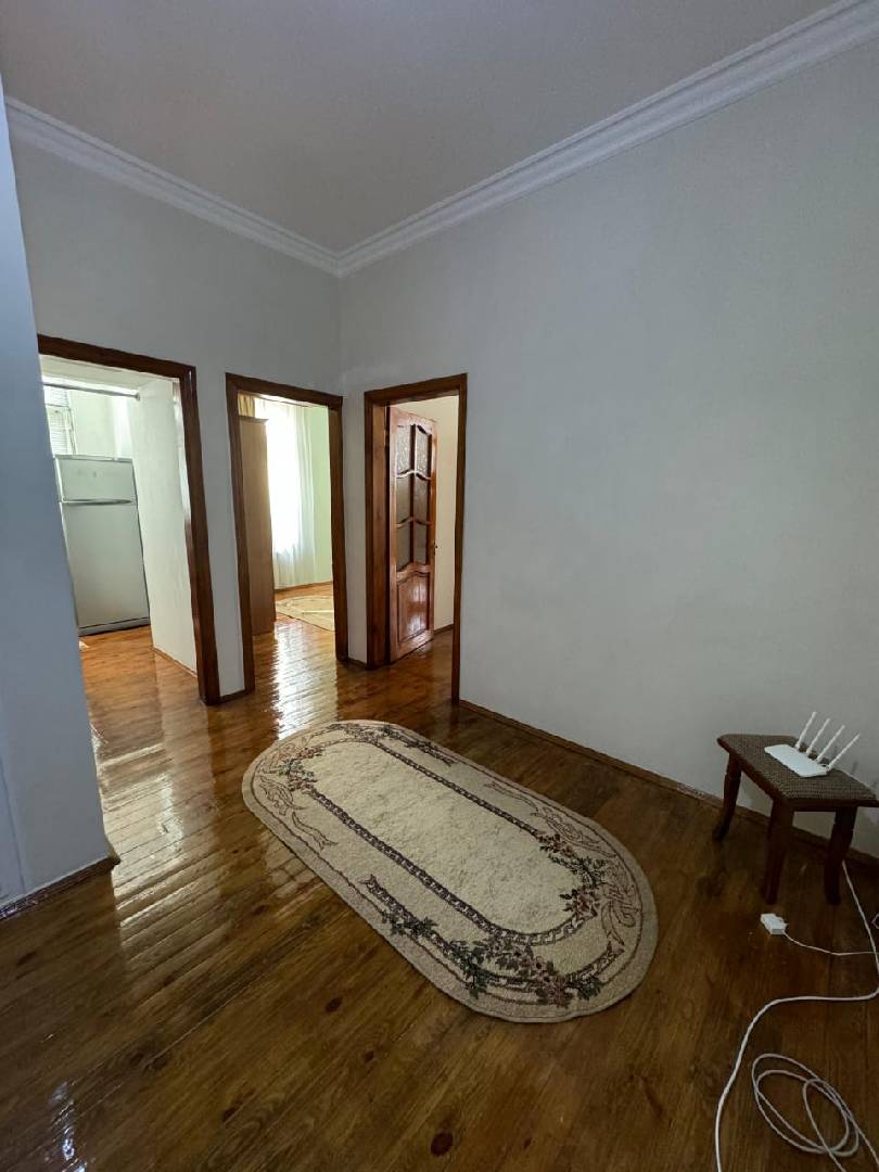 2 otaqlı mənzil 80 m² kirayə verilir — şəkil 4