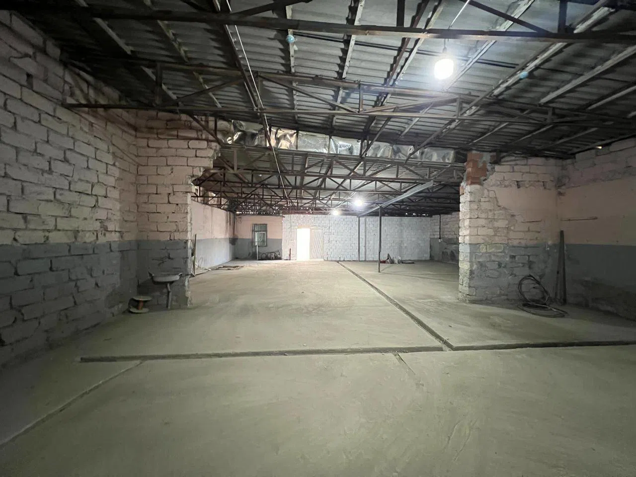 Natamam təmirli ticarət obyekti, 450 m² satılır