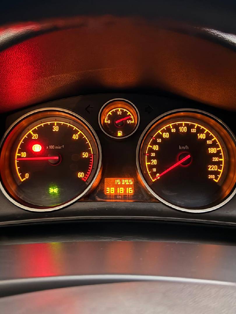 Opel Astra, 2010 il, 381000 km — şəkil 10
