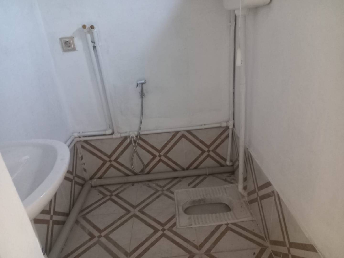 170 m² Natamam təmirli obyekt kirayə verilir — şəkil 5