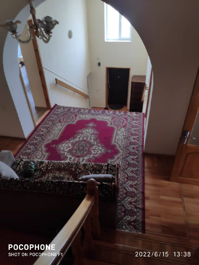 10 otaqlı bağ evi 500 m² satılır — şəkil 6