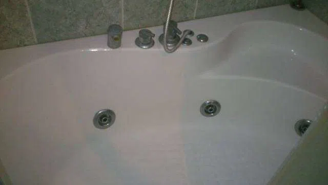 2 otaqlı mənzil 100 m² kirayə verilir — şəkil 6