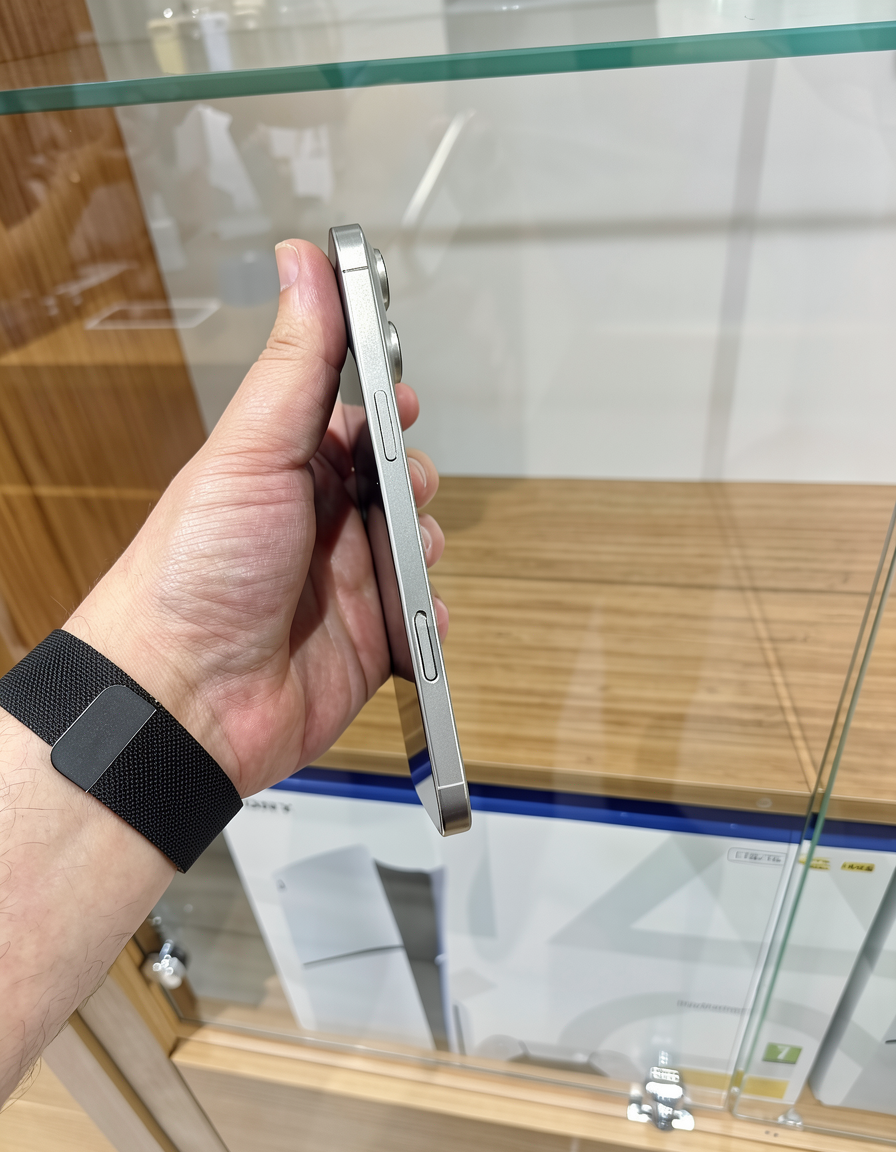 Apple, iPhone 16 Pro Max, 8 GB — şəkil 4